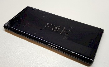 Samsung Galaxy Note 9 SM-N960F replacement of a damaged LCD display